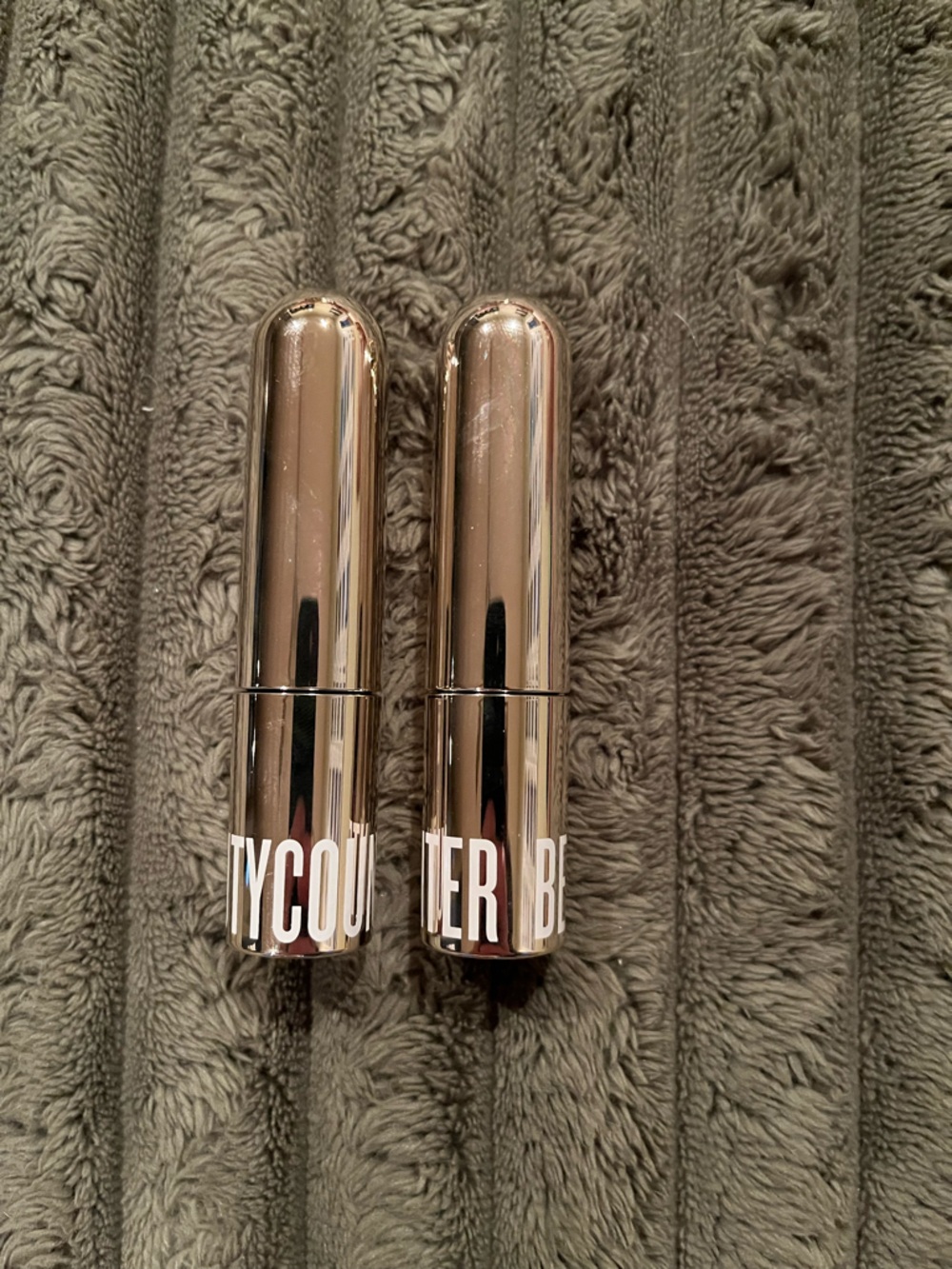 Beautycounter Think Big All In One Mascara - 2 travel size - Picture 2 of 3